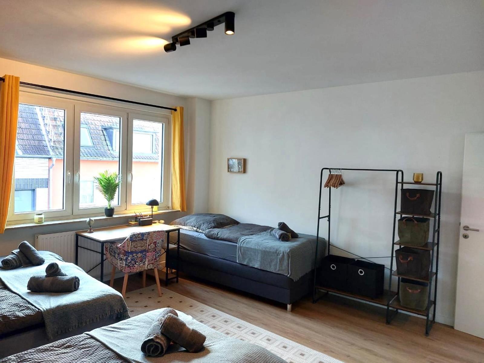 شقة Rtr Essen - Fuer Bis Zu 8 Personen - Voll Ausgestattet - Zentral Limbecker Platz - Messe - Uniklinikum - Smart Tv - Modern المظهر الخارجي الصورة
