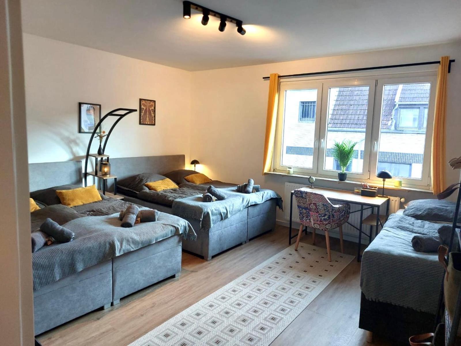 شقة Rtr Essen - Fuer Bis Zu 8 Personen - Voll Ausgestattet - Zentral Limbecker Platz - Messe - Uniklinikum - Smart Tv - Modern المظهر الخارجي الصورة